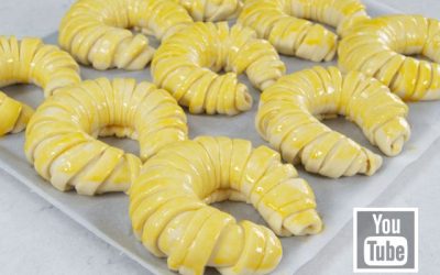 Pastane Usulü Ay Poğaça Tarifi (Yumuşacık ve Garantili Sonuç)